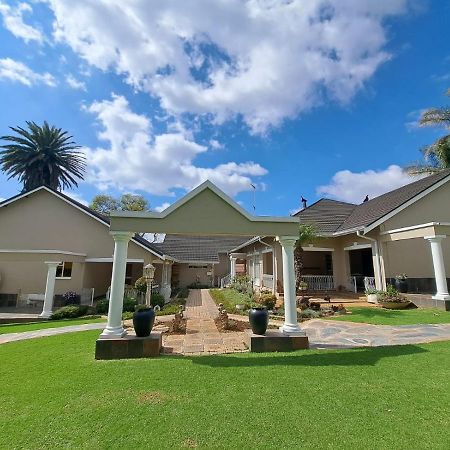 Longtom Farm Guesthouse Lydenburg Dış mekan fotoğraf